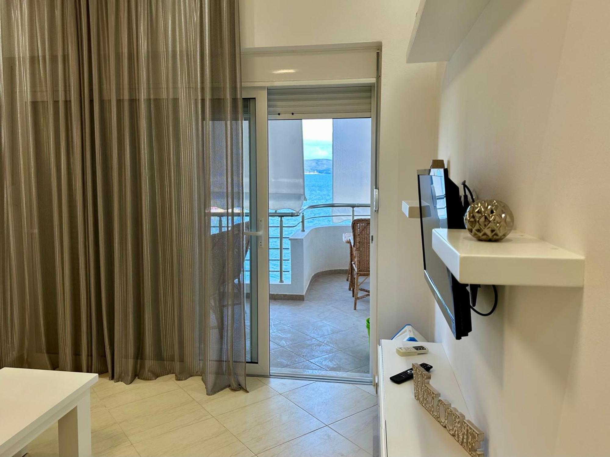 Aqua Apartments Seaview Саранда Екстер'єр фото